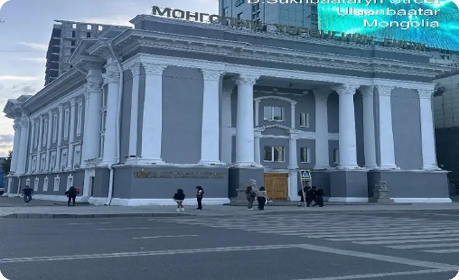 Монголын хөрөнгийн бирж, гадна фасадны шинэчлэл